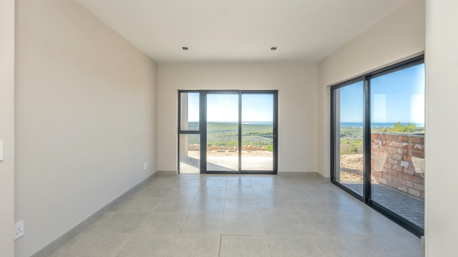 4 Bedroom Property for Sale in Agulhas Western Cape